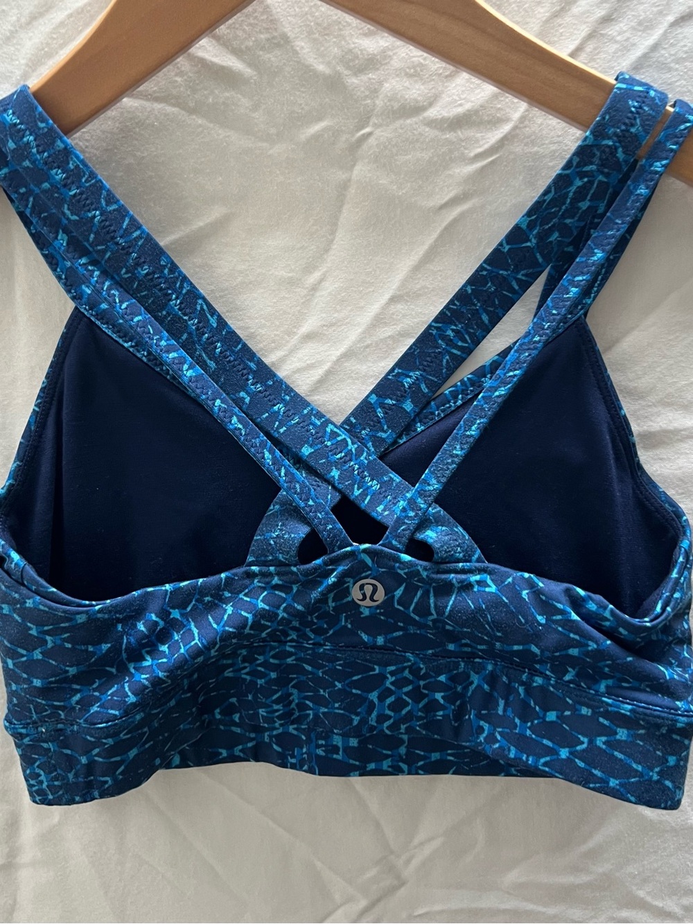 lululemon athletica Navy & Teal Patterned Crisscross Sports Bra